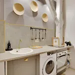 Elegant Apartment -2Br-4P- Le Marais