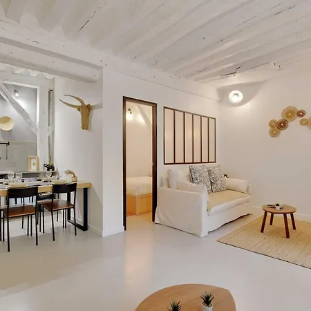 Elegant -2br-4p- Le Marais Parigi