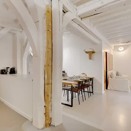 Elegant -2br-4p- Le Marais Appartamento *