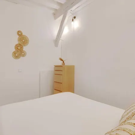 Elegant -2br-4p- Le Marais * Parigi